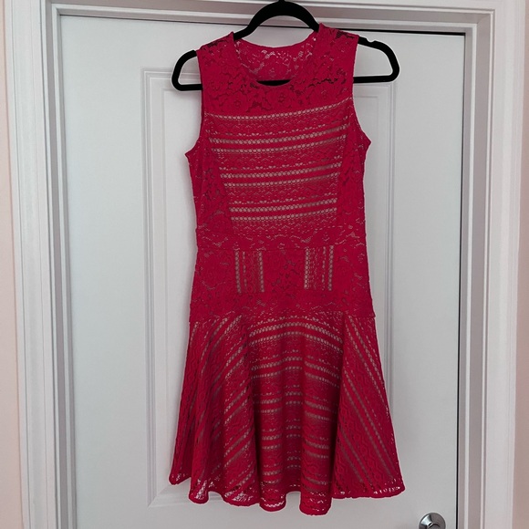 BCBGMaxAzria Dresses & Skirts - Red Lace Sleeveless Dress